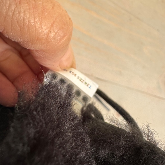 UGG CLASSIC FEMME LACE BOOTIES NEW - Picture 7 of 7